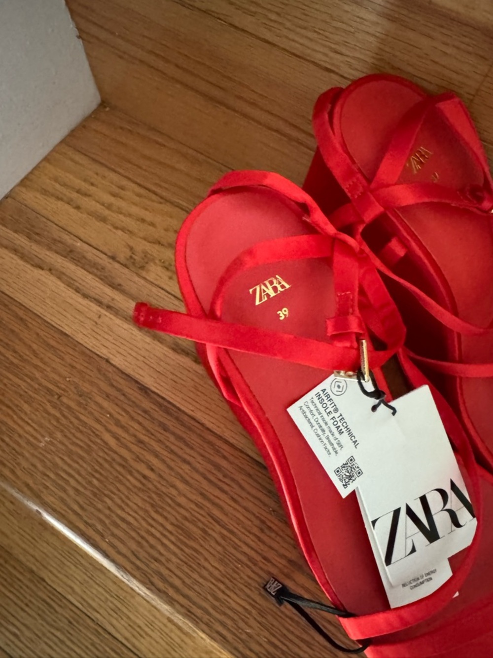 Zara Red Platform Wedge Sandals - Picture 6 of 6